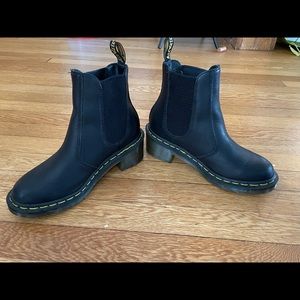 Dr. Martens Chelsea Boot - excellent condition